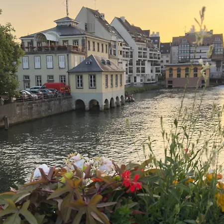 Lägenhet Au Centre Historique De Strasbourg