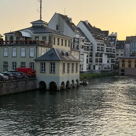 Apartmán Au Centre Historique De *